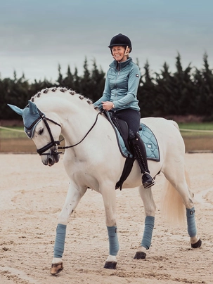 Виїздковий вальтрап Steel Blue від Equestrian Stockholm